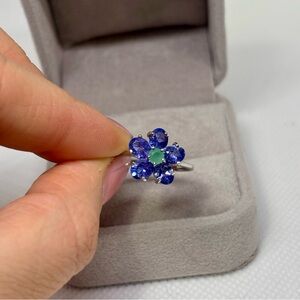 925 Sterling Silver Tanzanite & Emerald Flower Ring, size 6.75-7